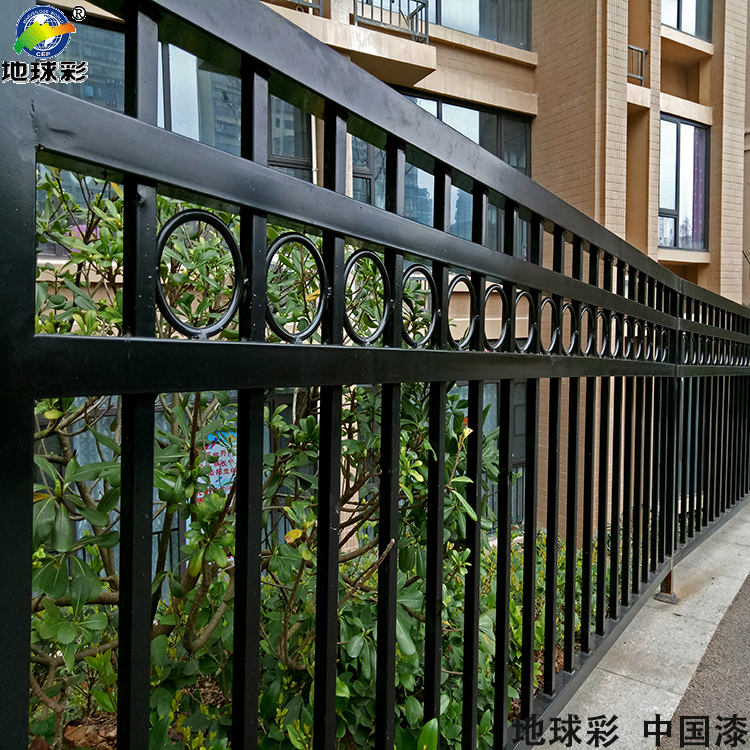 珠海华发地产用地球彩钢结构氟碳漆护栏防锈